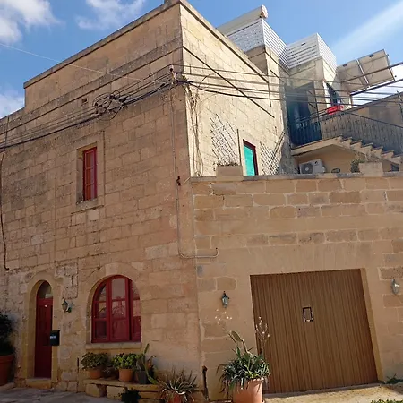 Old Razzett سانّات