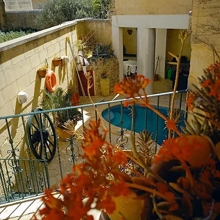 Old Razzett Villa *