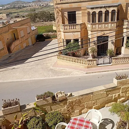 Old Razzett Villa